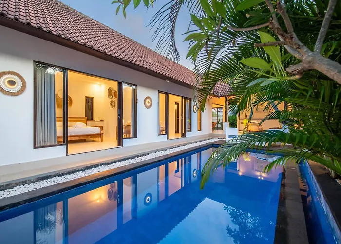 Free Pick-up Balinese Style Tropical Private Pool With 2 Bedrooms