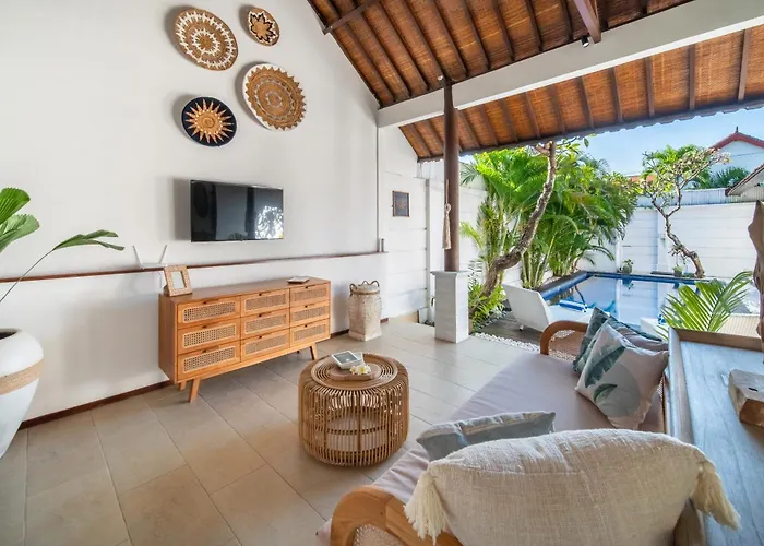 Villa Free Pick-up Balinese Style Tropical Private Pool With 2 Bedrooms