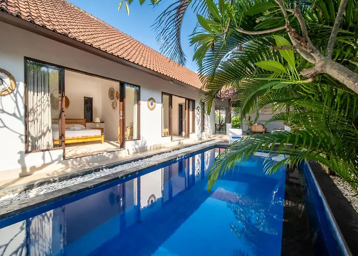 Free Pick-up Balinese Style Tropical Private Pool With 2 Bedrooms Villa Seminyak